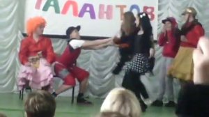 Школьная музыкальная сценка:)