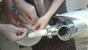 Колбаса домашняя в натуральной оболочке из свиного фарша Проще простого