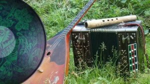 Русская народная песня "При Долинушке"(Русская балалайка).