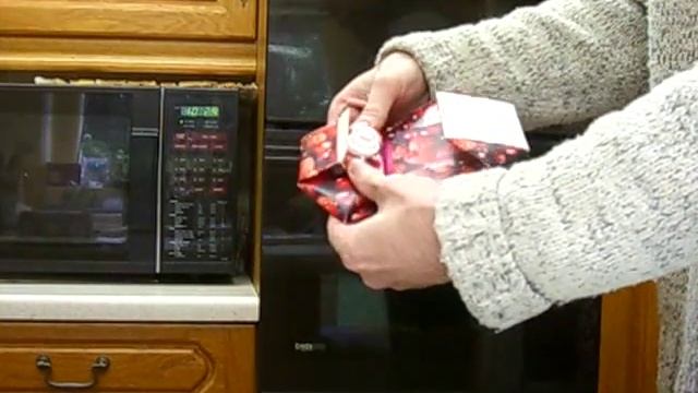 How to fold a Tetra Pak carton for recycling смотреть онлайн