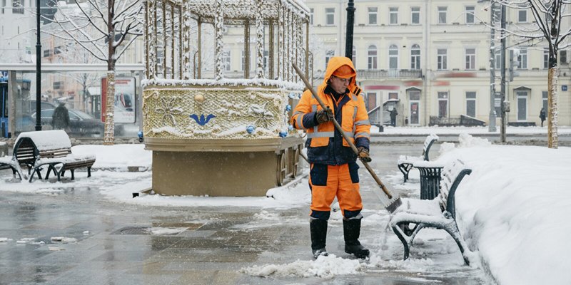 На Москву обрушился мощный снегопад / События на ТВЦ