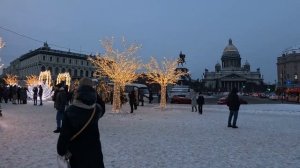 Новогодняя атмосфера в Санкт-Петербурге