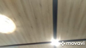 Потолок кухни своими руками. "Балки" и светильники.