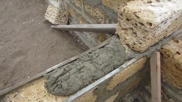 Начало строительства забора из ракушечняка смотреть онлайн