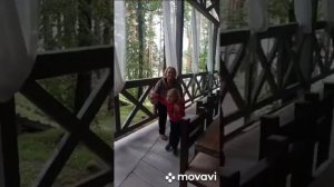 Танец бабушки и внучки