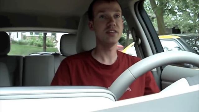 Zoom In - 2012 Nissan Leaf смотреть онлайн