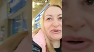 Стрижка, прогулка по ТЦ, новые ботинки и королевские креветки