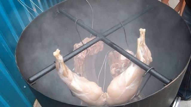 КОПЧУ РЁБРА КОПЧУ КРОЛИКА. ГОРЯЧЕЕ КОПЧЕНИЕ