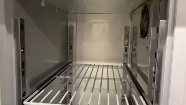 Стол холодильный DESMON Италия смотреть онлайн