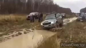 НИССАН САФАРИ рулят
