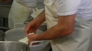 Latticini   Making Burrata