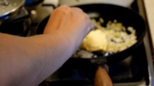 Молодой картофель в сливочном соусе