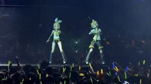 Вокалоиды - Рин и Лен: Живое выступление