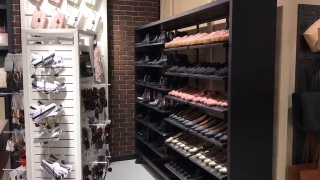 Первый взгляд на магазин House в ТРЦ Galleria Minsk