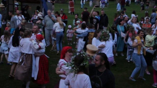 Купальле ў Дудудках-2021 * этна-фольк гурт “GUDA” танец полька з камандамі 2 смотреть онлайн