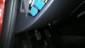 Работа стеклоподъемников при выключенном зажигания.