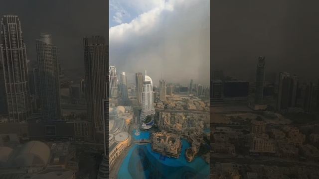 Дубай и все ОАЭ накрывают песчаные бури