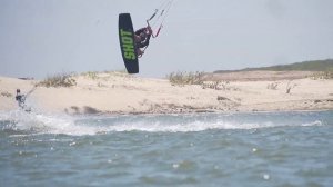 Kiteboarding | Learning the Unhooked Back Roll