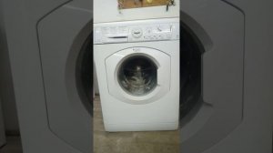 Стиральная машина Hotpoint Ariston ARSL 103