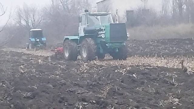подзимняя вспашка мтз 82.1 и т150(720P_HD).mp4 смотреть онлайн