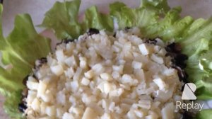 Салат с грибами ( с шампиньонами, корейской морковкой, яйцом, картофелем, яйцом и сыром)
