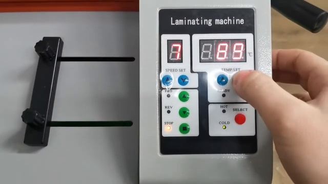 Рулонный ламинатор Bulros FM360 смотреть онлайн