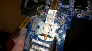 Чистка от пыли и замена термопасты ноутбука HP pavilion g7
