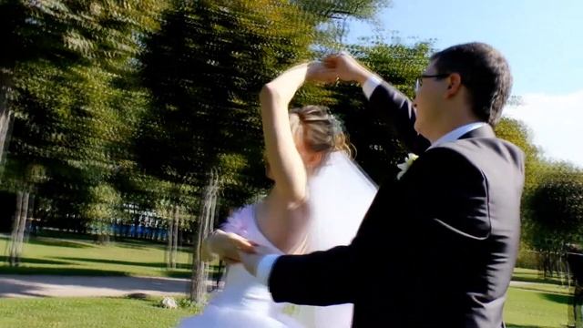 Татьяна и Игорь "Солнечная осень" смотреть онлайн