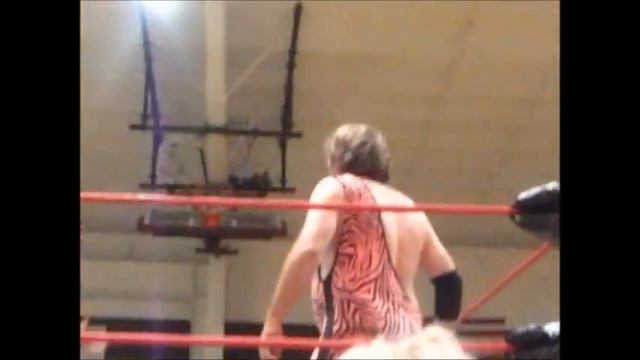 Brutus Beefcake vs Papa Terry Kadillac video.wmv смотреть онлайн