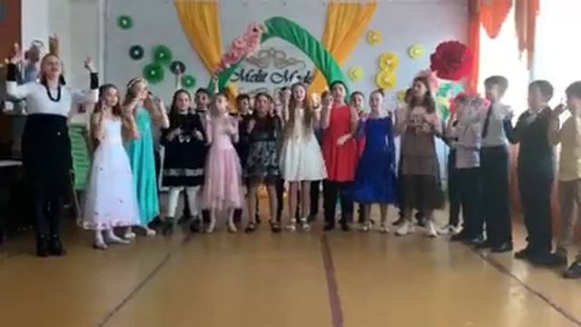 Даня 8 марта 5 класс смотреть онлайн