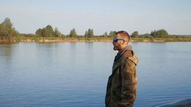 СТАРИННЫЙ ДЕРЕВЯННЫЙ КОРАБЛЬ / Таинственная находка на берегу таежной реки смотреть онлайн