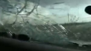 Град разбил стекло