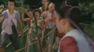 Джет Ли пытается поговорить с Сань Фэн | Храм Шаолиня 2: Дети Шаолиня  (1984)