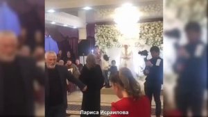 Лариса Исраилова на богатой свадьбе! Шуточная песня