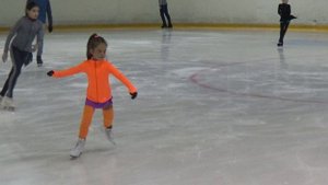 Учим шаги в фигурном катании/Вращение Обратный винт/Вращение со сменой ноги