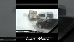 I в дорогу далеку ты мене на зорi проводжала...