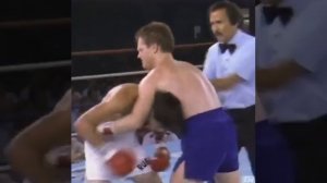 Фредди Роуч-W TKO и Джо Руалез провел 53 боя на профи ринге и делил ринг с такими величинами