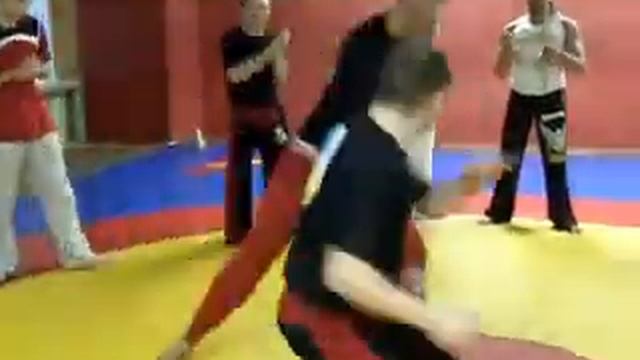 Capoeira Харьков- Capoeira Сан Сальвадор . Часть 1 смотреть онлайн