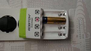Распаковка Robiton Ecocharger Ak01