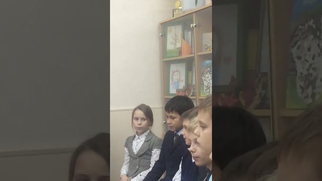 Гимназия 96, 3г, класс Ивановой Эльмиры Тагировны, праздник день мамы(11) смотреть онлайн