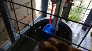 Кормушка и поилка для собаки, часть 2-я.