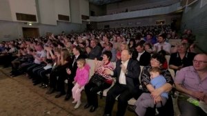 АНСАМБЛЬ ЭСТРАДНОГО ТАНЦА СЮРПРИЗ