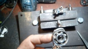 Эксцентрик из подшипника.