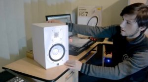 Unboxing Yamaha HS7