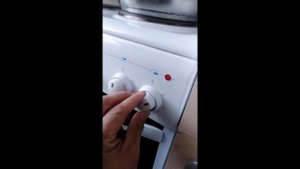 Как вскипятить воду на электрической плите??