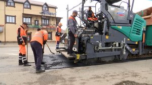 В поселке Ильском Северского района частично обновили асфальт на трассе А-146
