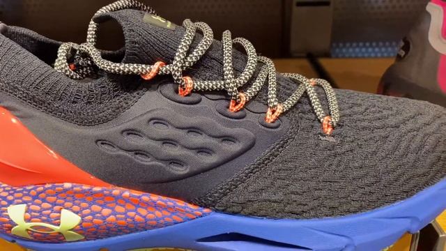 Under Armour HOVR Phantom 2 (Black/Beta/Lime Fizz) смотреть онлайн