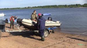 Ещё один спуск на воду с помощью нашего вездехода "ВЕПС"