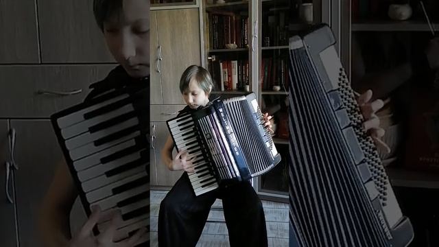 Александра Пронина, 12 лет. Роман Бажилин «Упрямая овечка» смотреть онлайн