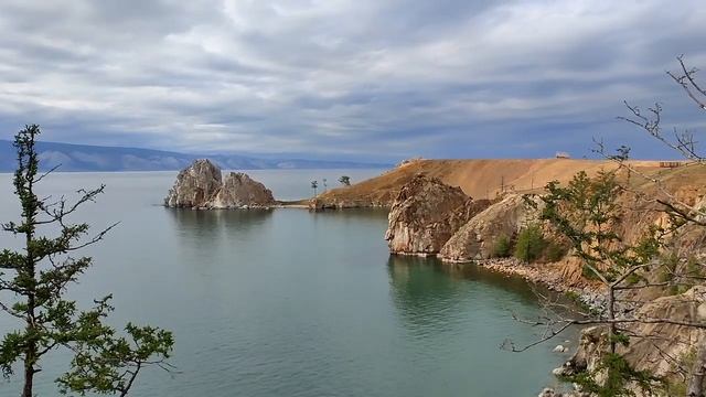 Поселок на острове Ольхон